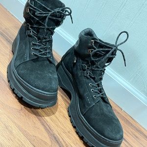 Allsaints
Donte Leather & Suede Boots